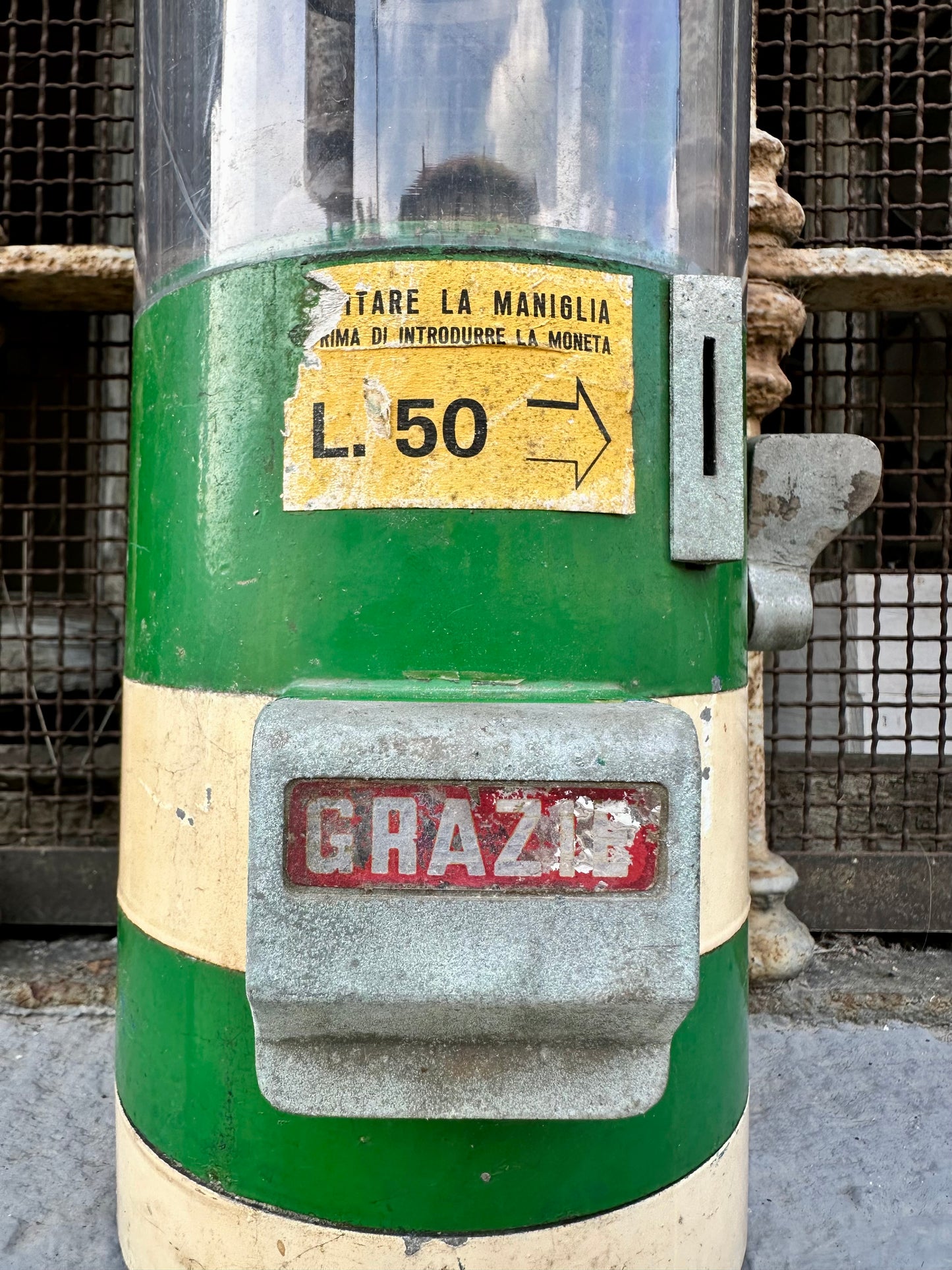 Distributore di Caramelle