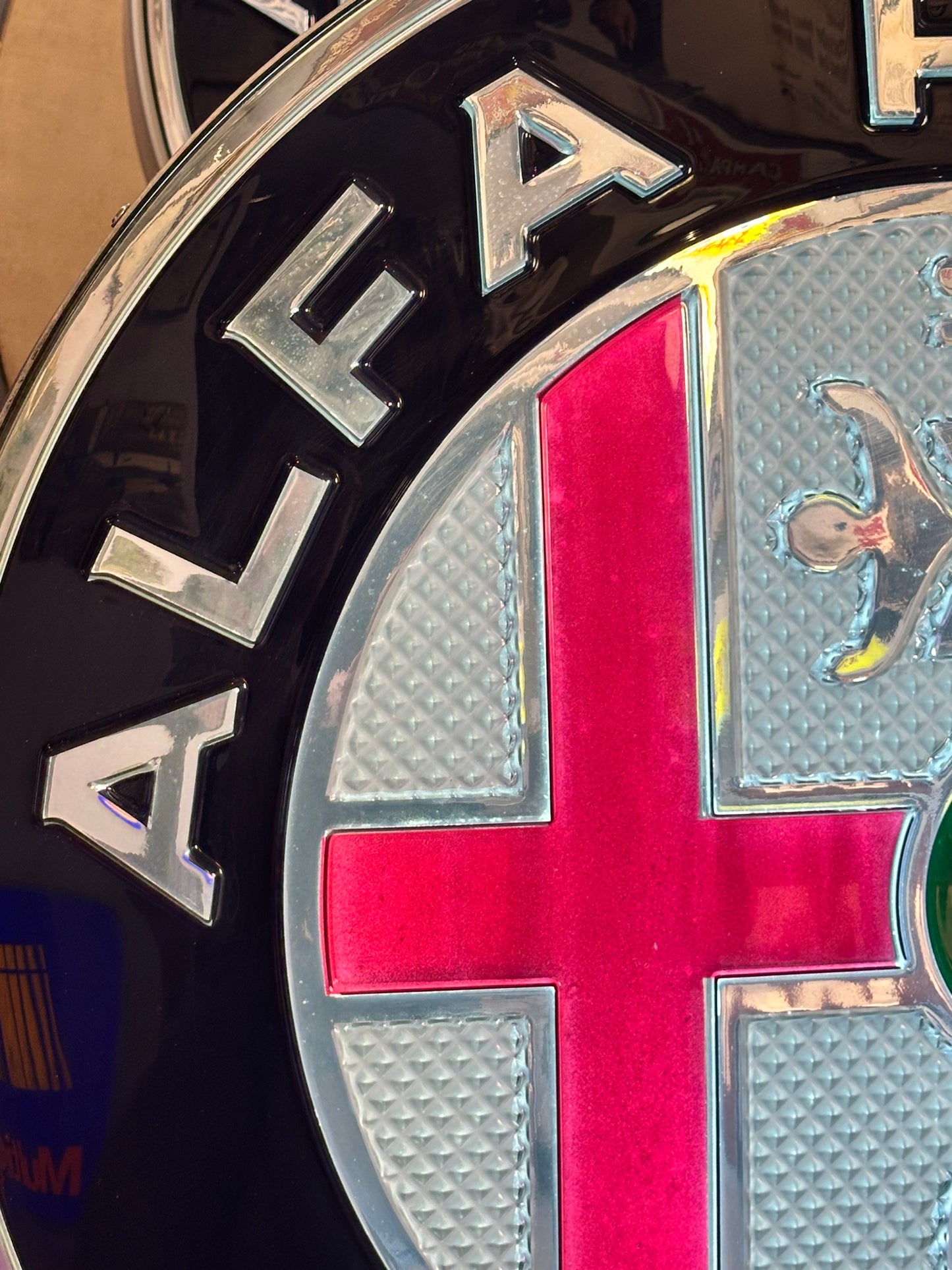 Insegna luminosa - Alfa Romeo