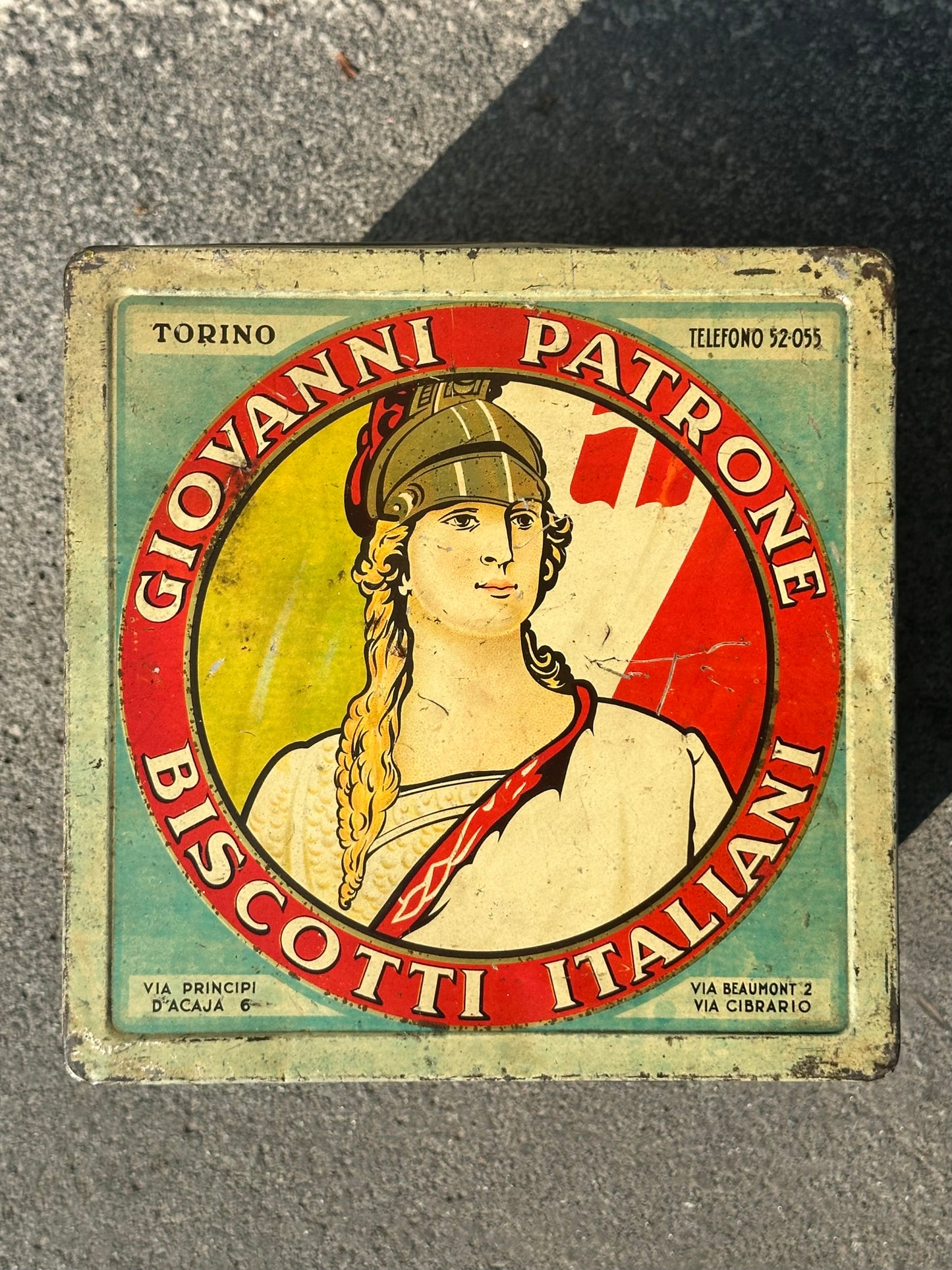 Latta pubblicitaria litografata Giovanni Patrone Biscotti Torino