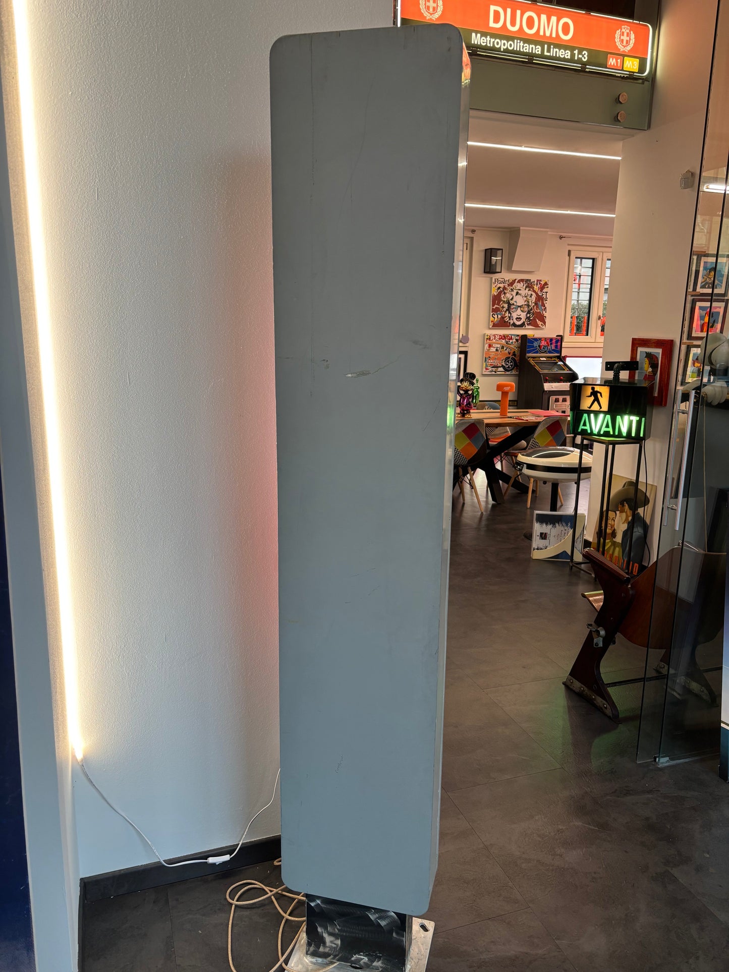 Totem luminoso - Mc Drive