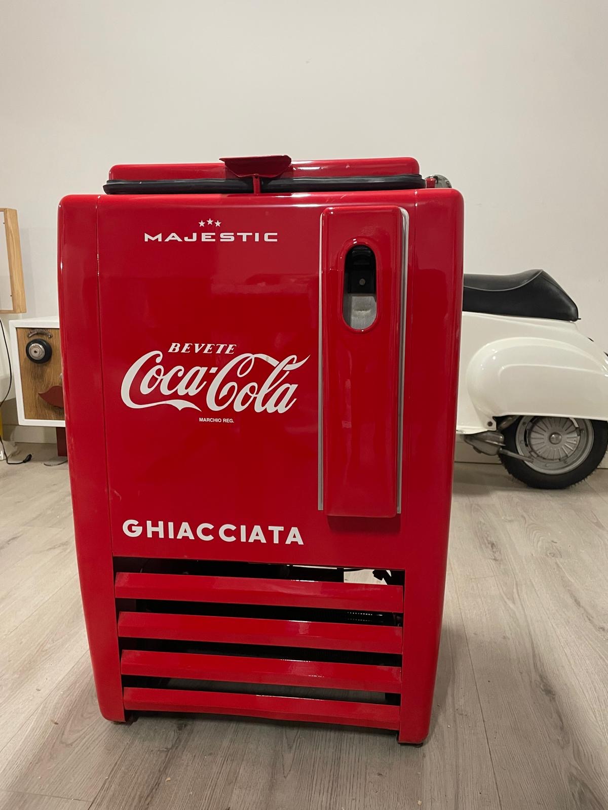 Pozzetto Coca Cola anni 50
