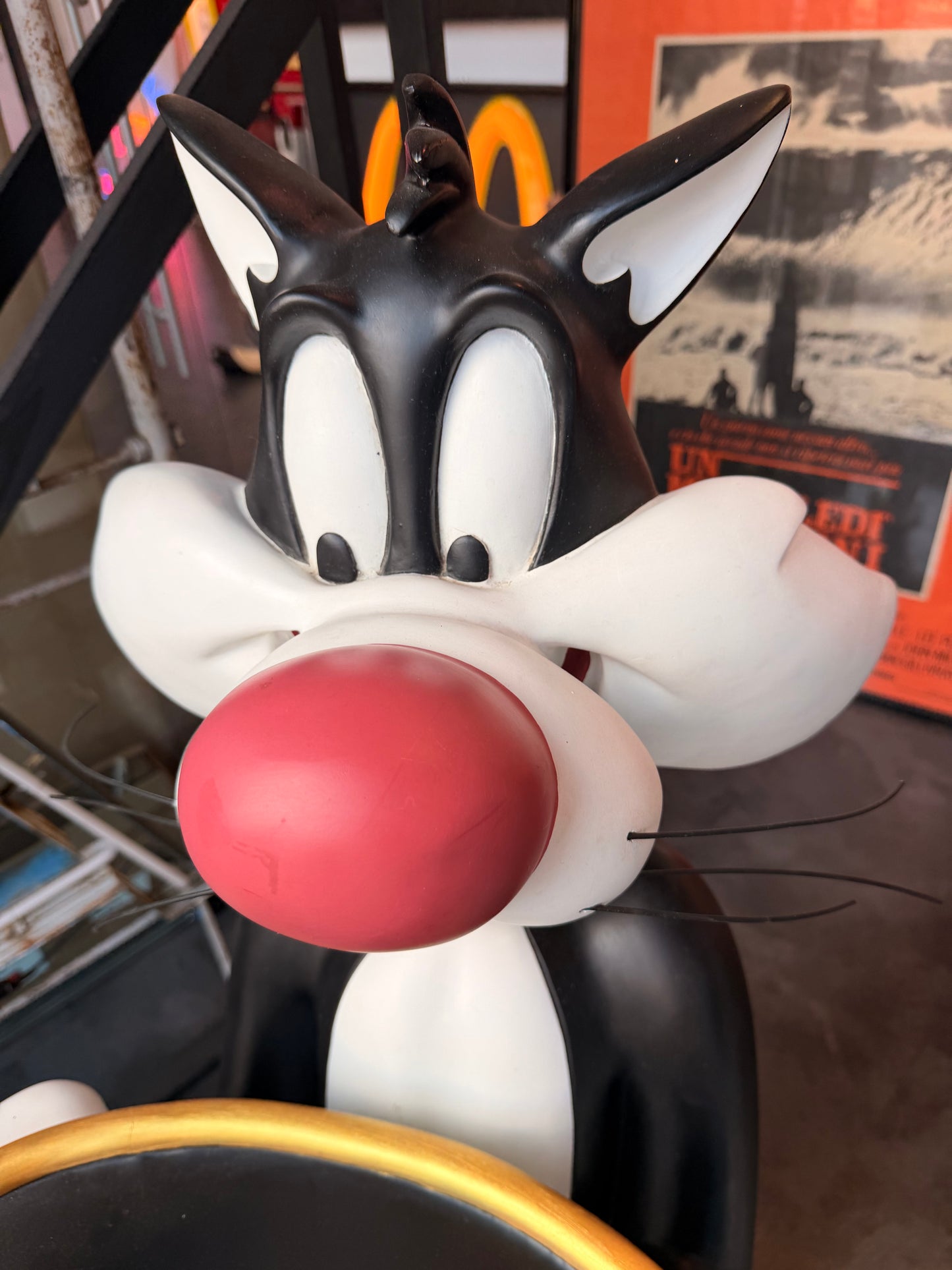 Statua originale Disney - Gatto Silvestro e Titti