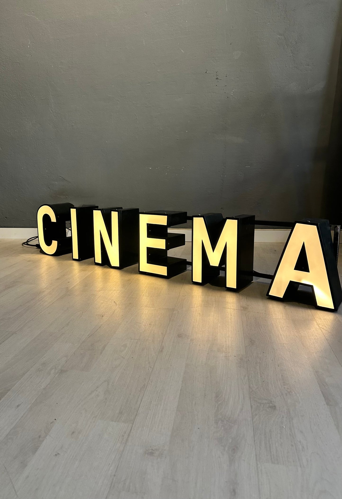 Insegna luminosa originale - Cinema