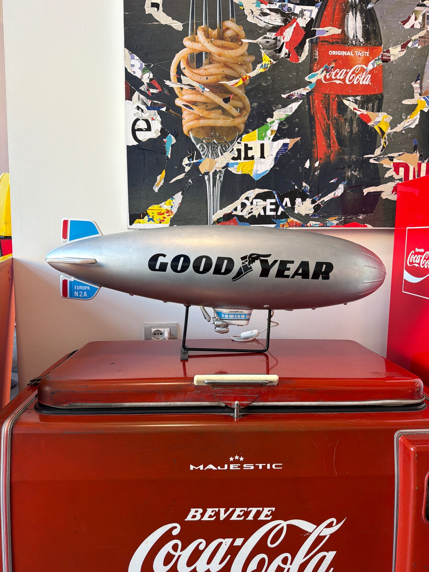 Dirigibile pubblicitario luminoso - Goodyear