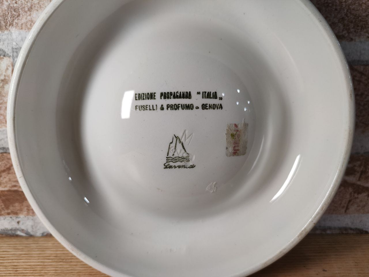 Posacenere pubblicitario - Lloyd Triestino