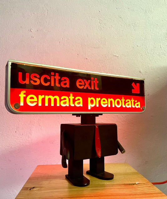 Lampada da tavolo | Uscita, fermata prenotata