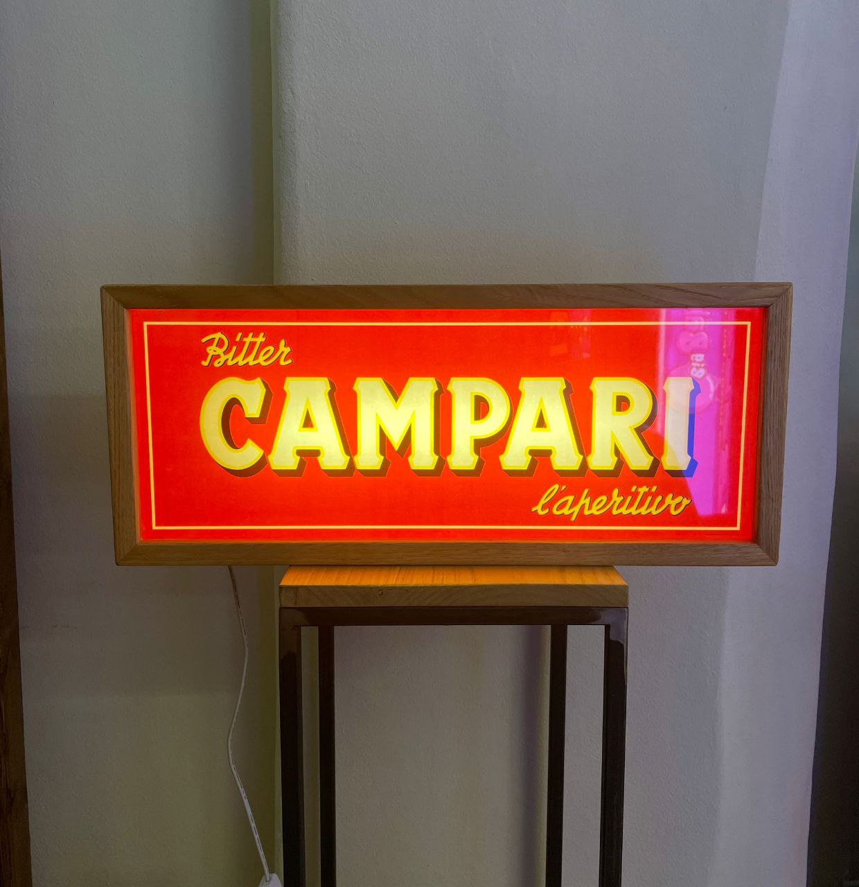 Insegna luminosa Campari