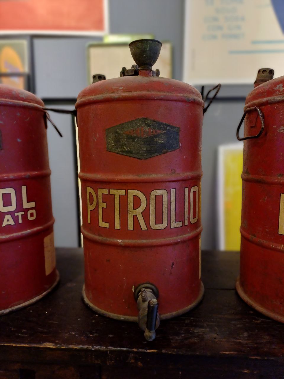 Distributori in metallo da drogheria - Petrolio - CIRI Milano