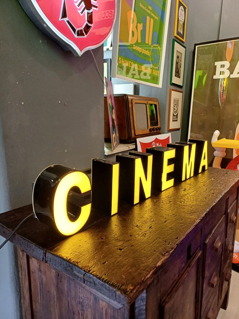 Insegna luminosa - Cinema
