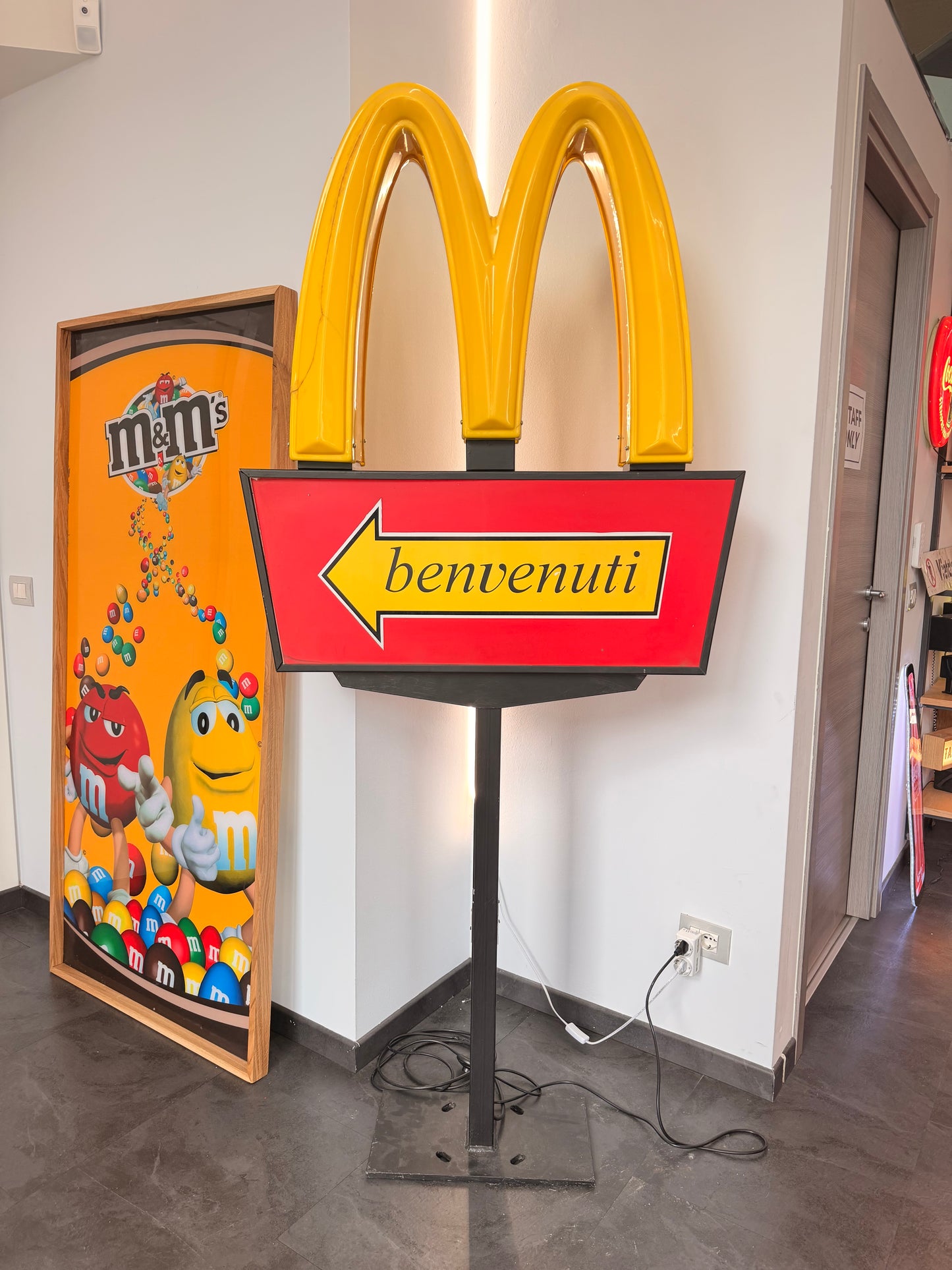 Totem luminoso originale McDonalds