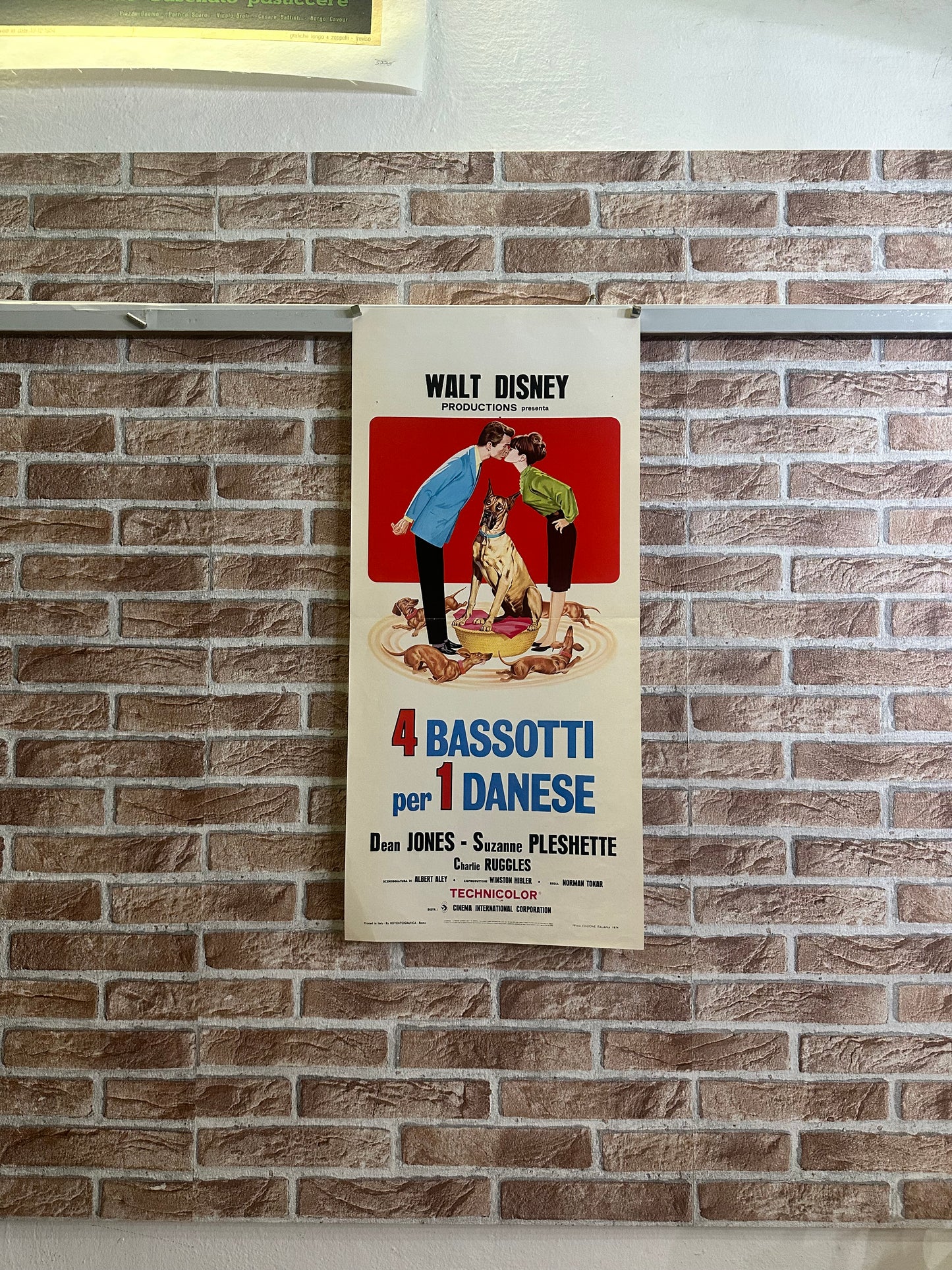 Locandina di cinema - 4 bassotti per 1 danese