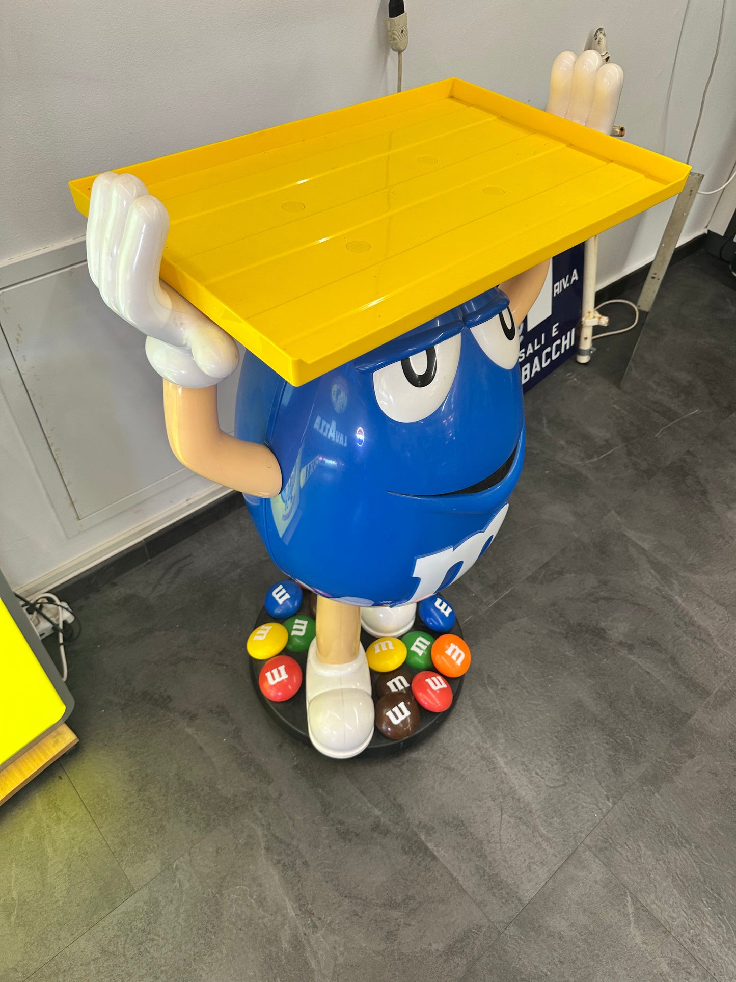 Statua decorativa M&m’s