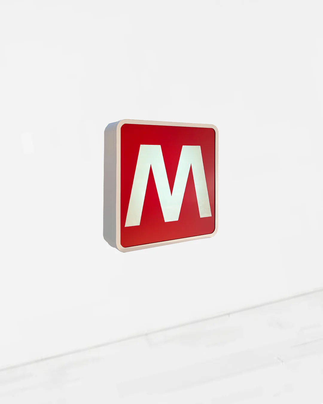 Insegna luminosa - Metropolitana