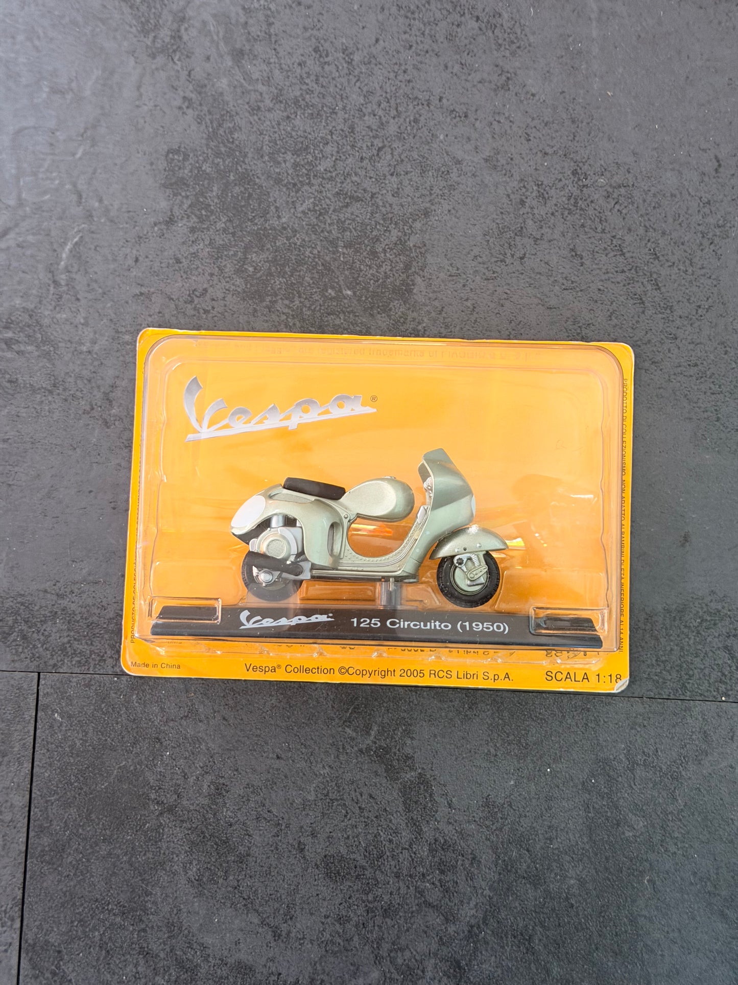 Modellino Vespa 125 Circuito 1950