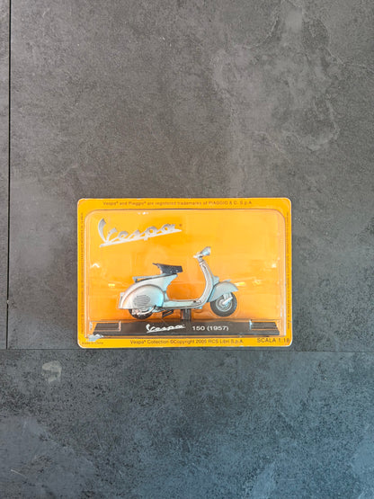 Modellino Vespa 150 1957