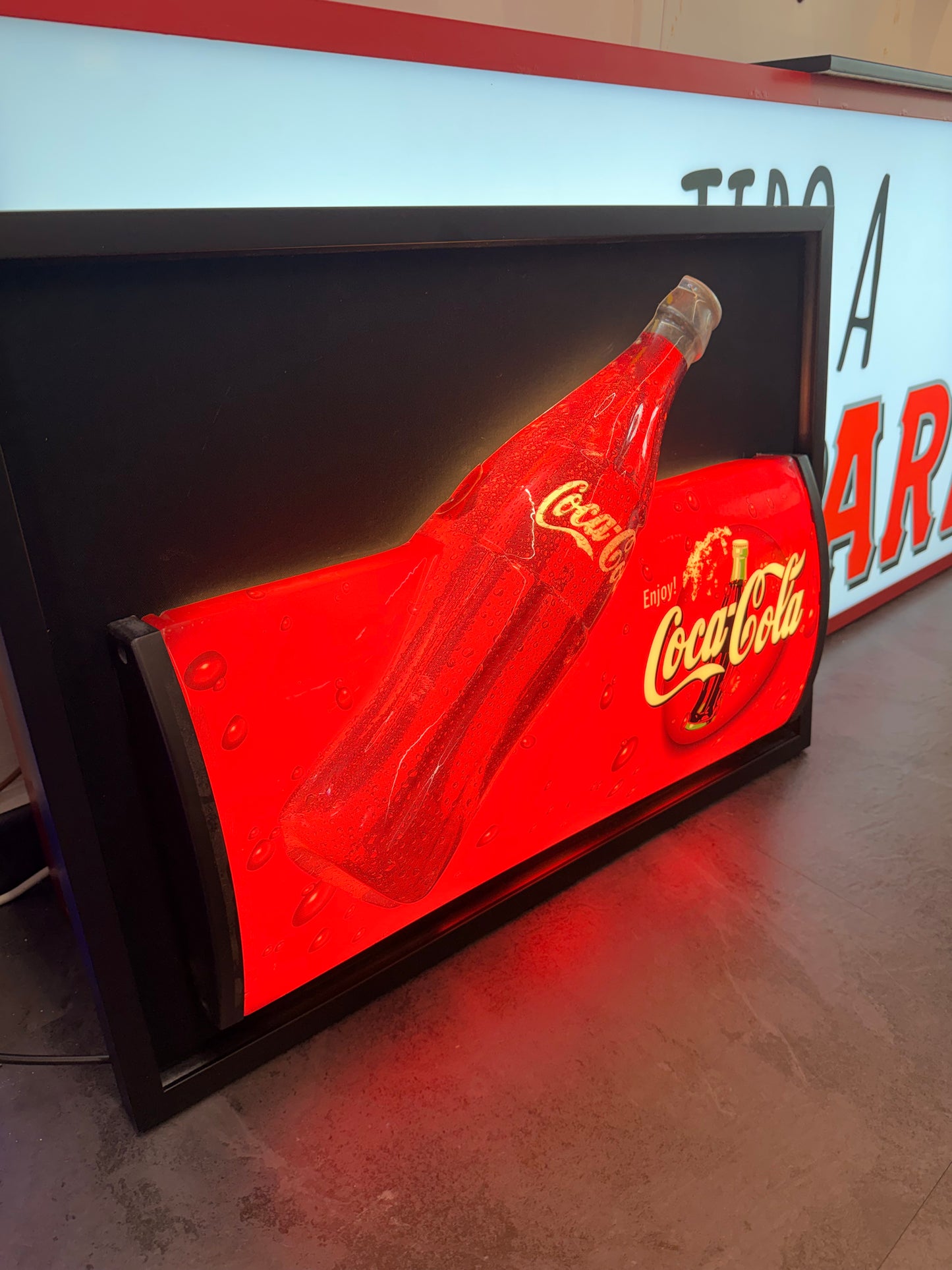 Insegna luminosa - Coca Cola