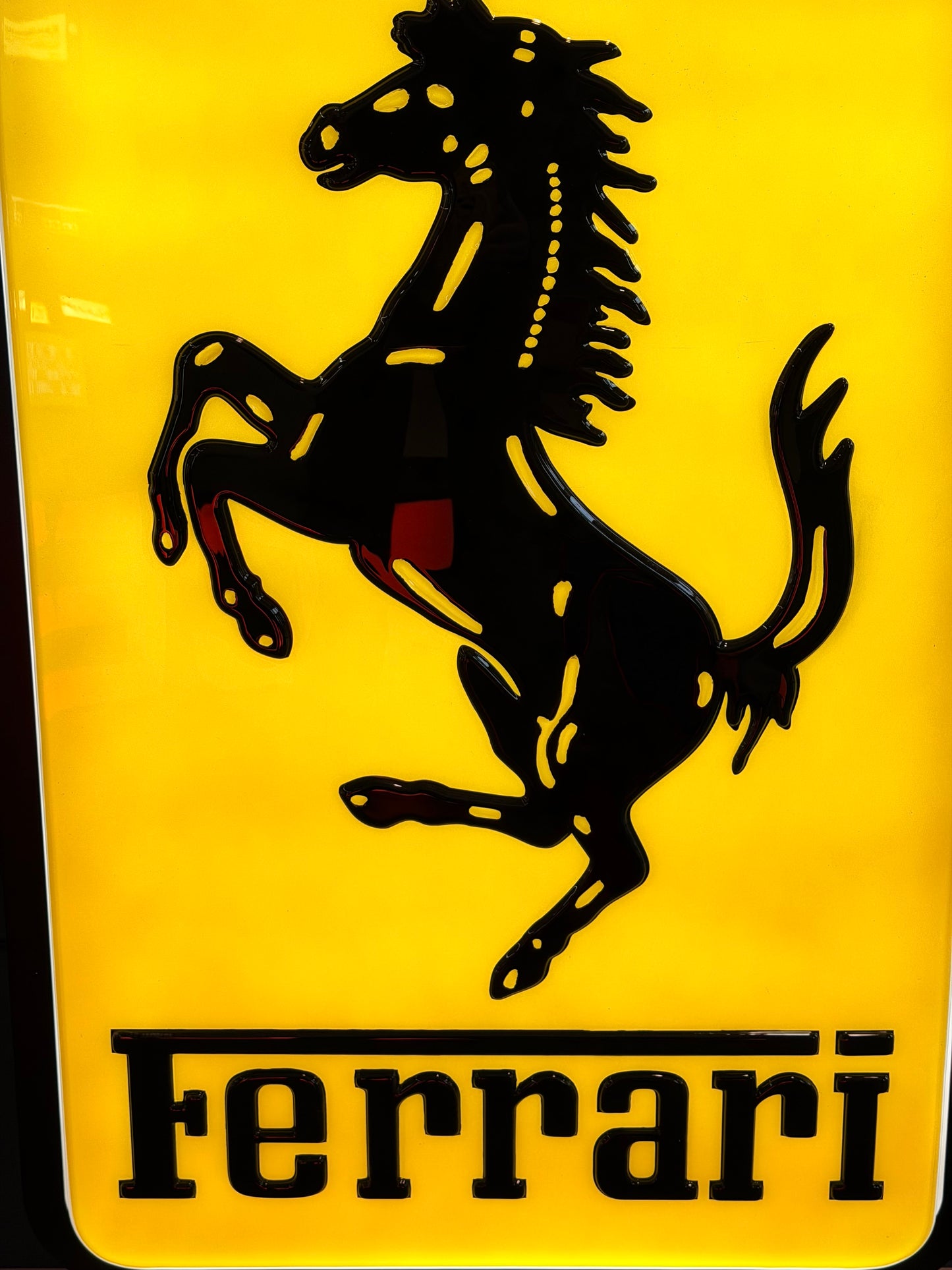 Insegna luminosa - Ferrari