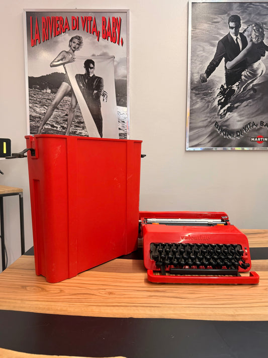 Macchina da scrivere Valentine Olivetti