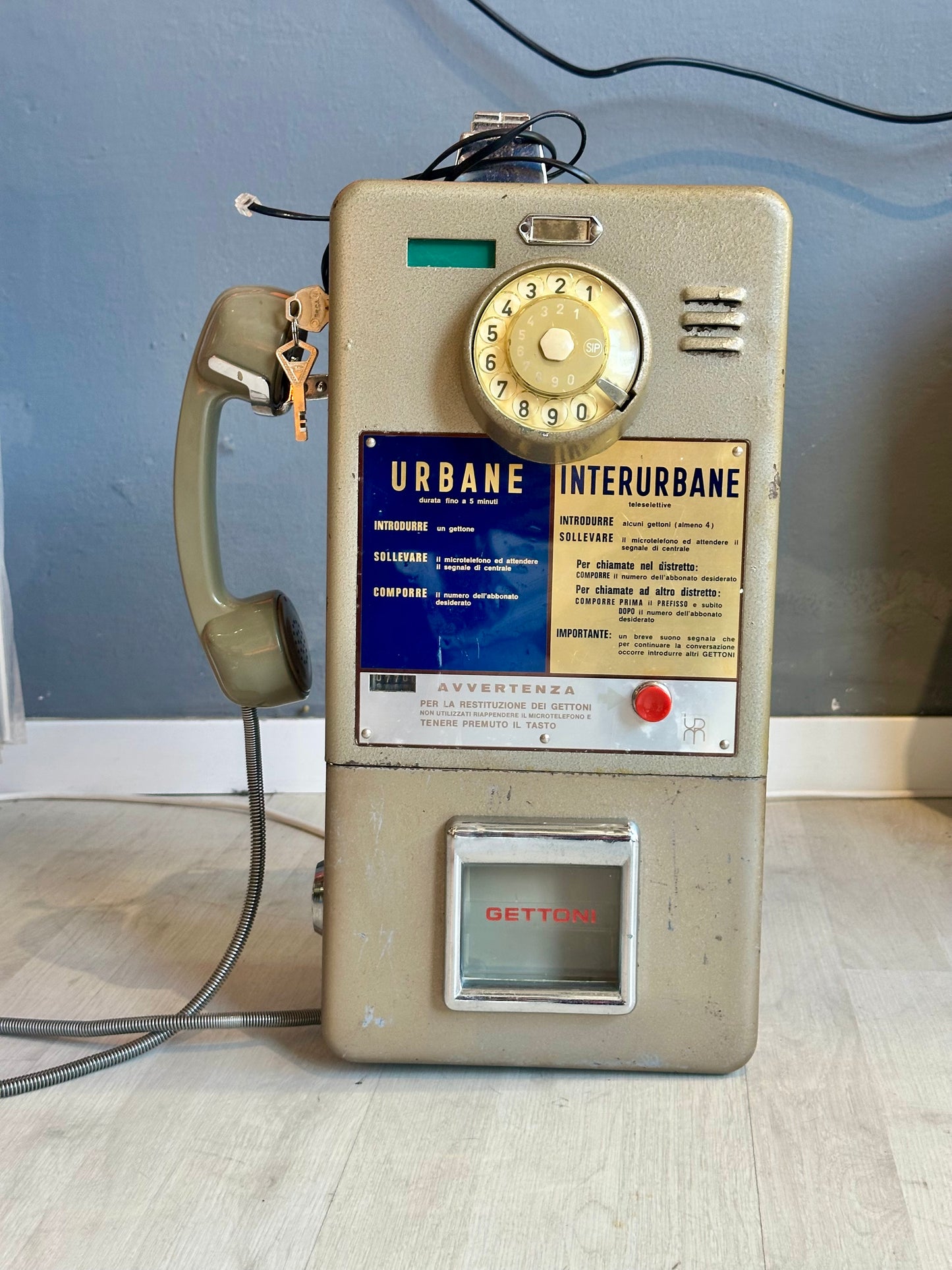 Telefono a gettoni originale