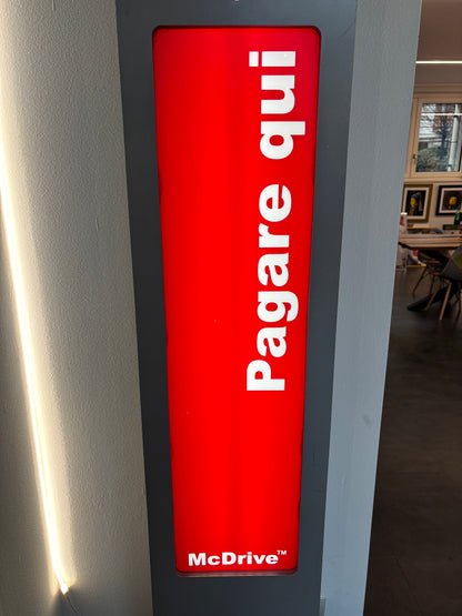 Totem luminoso - Mc Drive