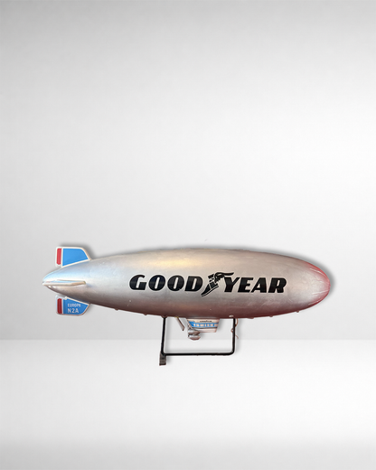 Dirigibile pubblicitario luminoso - Goodyear