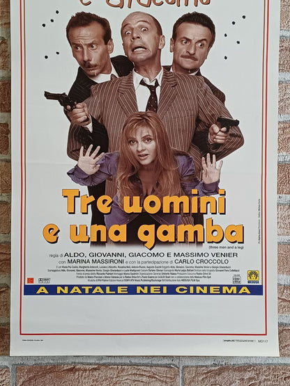 Locandina originale di cinema - Tre uomini e una gamba