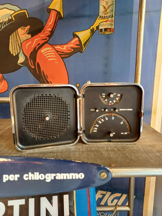 Radio Cubo Brionvega