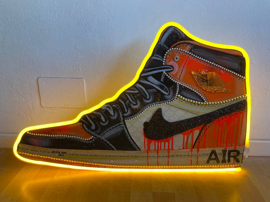 Lampada decorativa artigianale - Nike Air Jordan - Orange