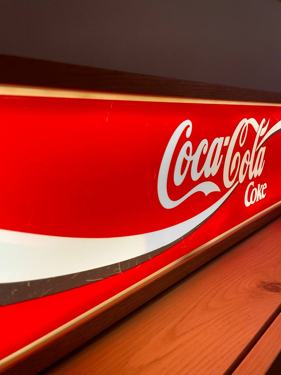 Insegna luminosa Coca Cola