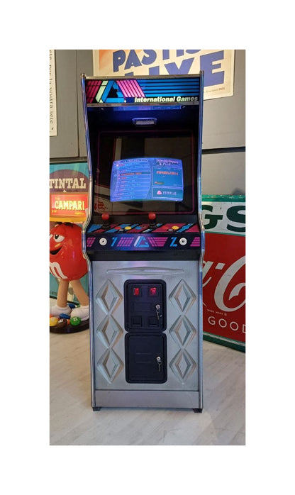 Cabinato arcade