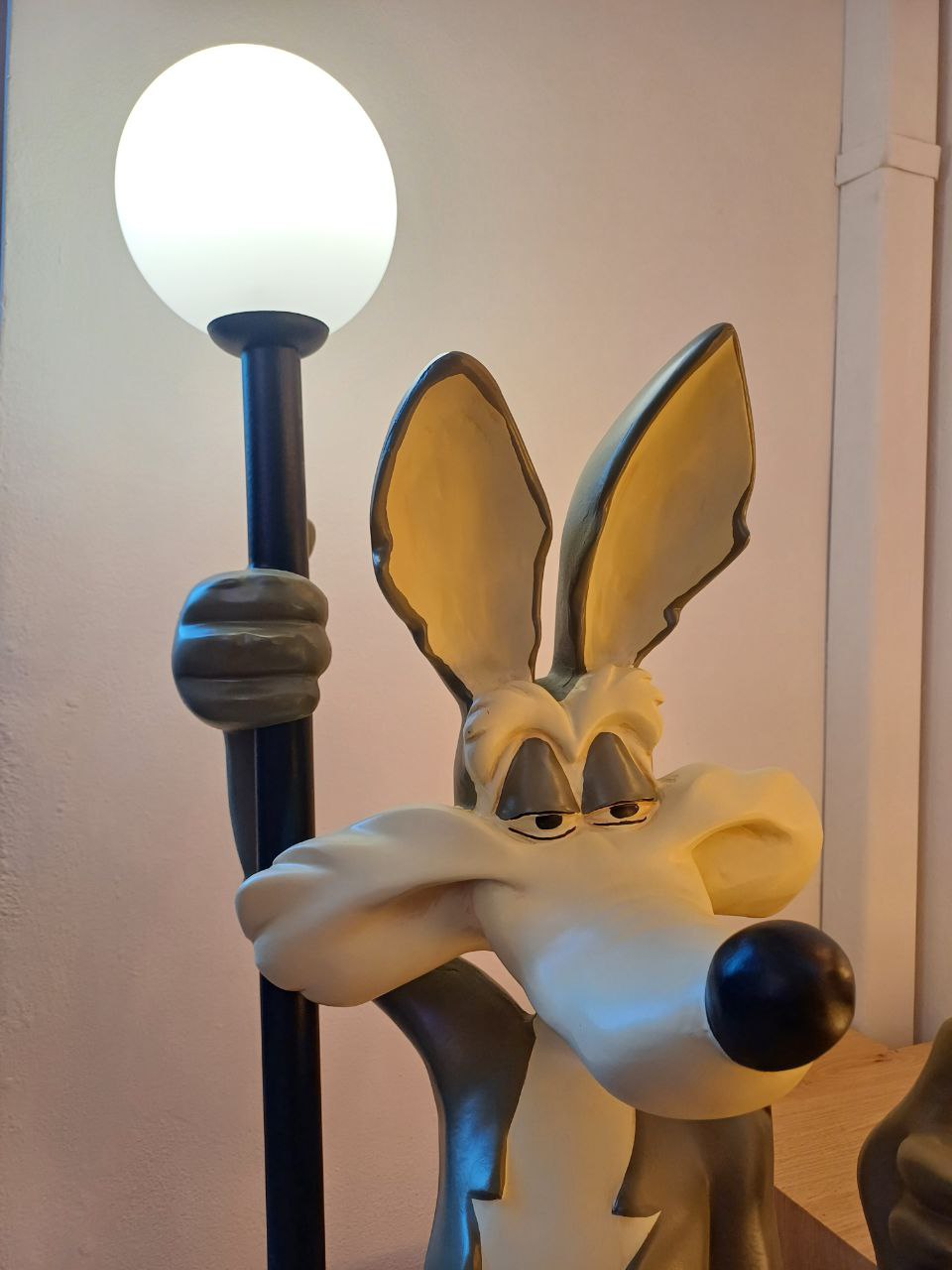 Statua decorativa - Wile Coyote