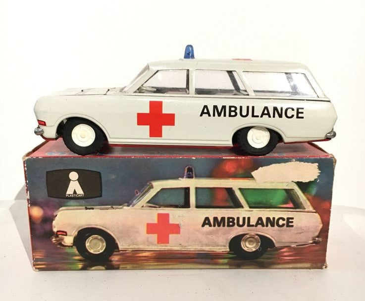 Ambulanza in latta a frizione anni '70 - TUC1741 Tortona4Arte