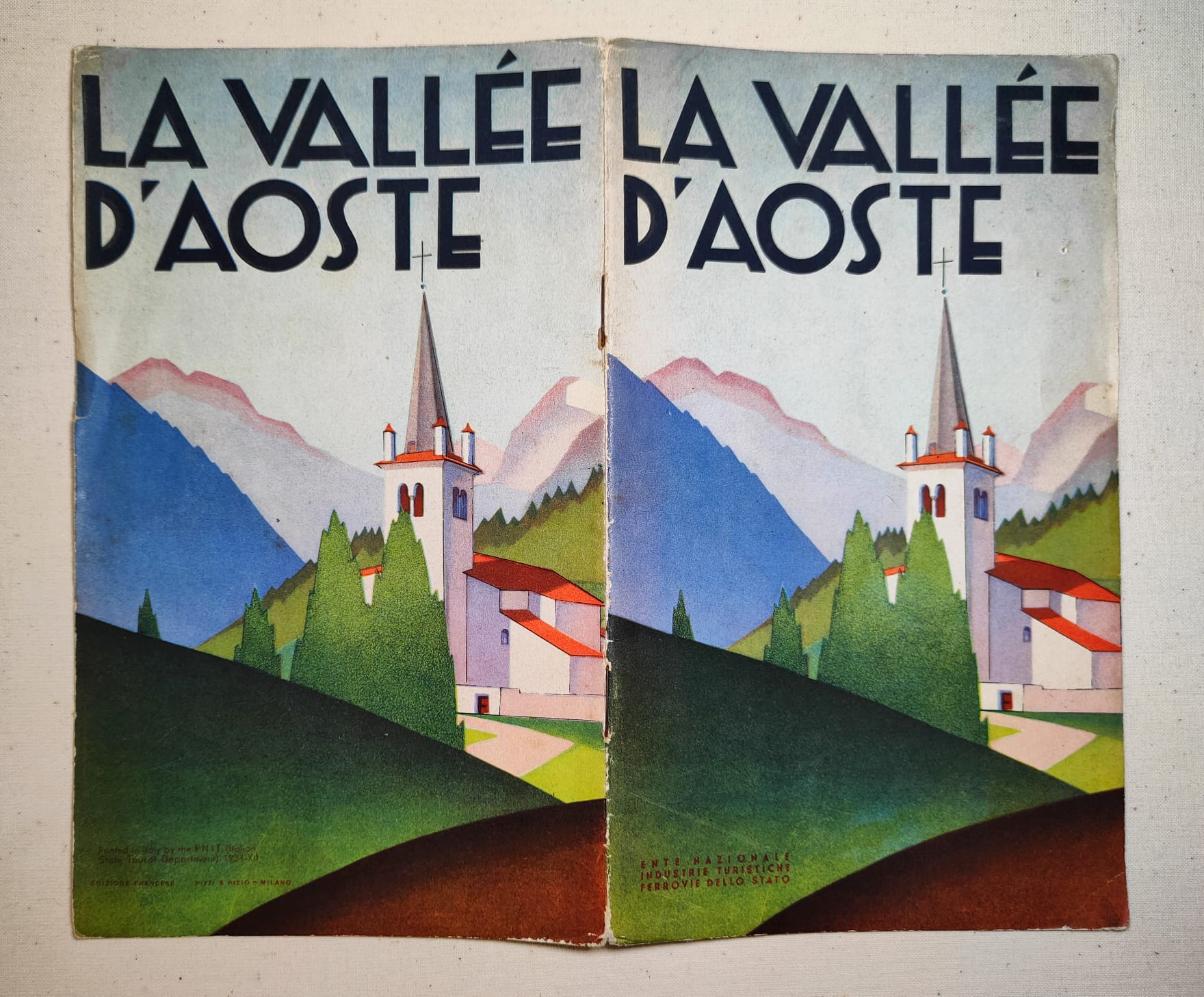 Brochure pubblicitaria Valle d'Aosta ENIT - FS Tortona4Arte